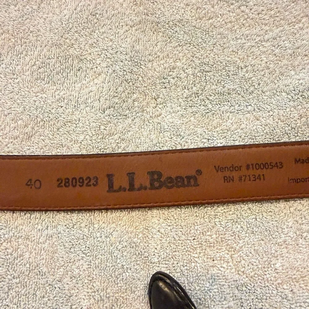 L.L. Bean Genuine Black Leather Belt 40 1